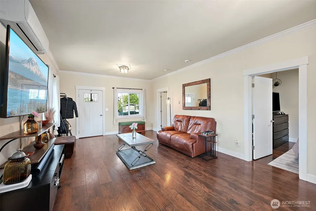 6829 S Thompson Avenue Tacoma WA 98408
