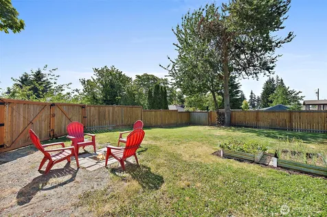 6829 S Thompson Avenue Tacoma WA 98408
