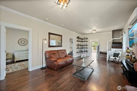 6829 S Thompson Avenue Tacoma WA 98408
