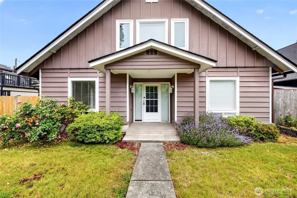 6502 Avondale Road SW Lakewood WA 98499