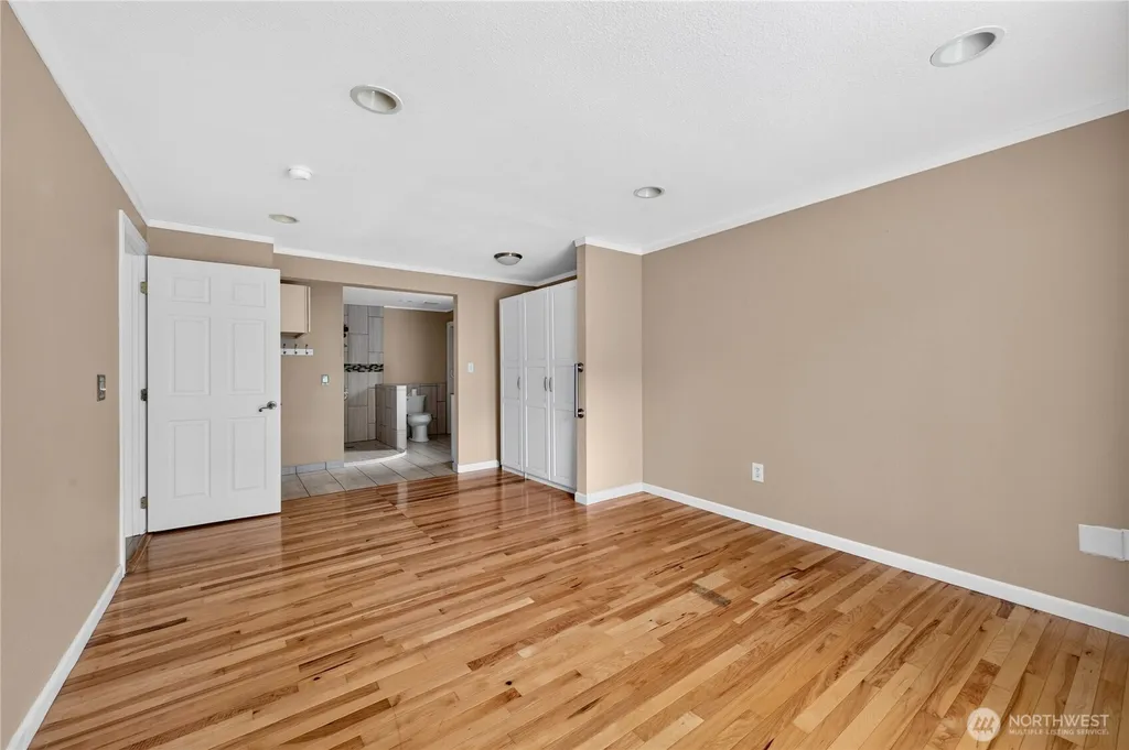 6502 Avondale Road SW Lakewood WA 98499
