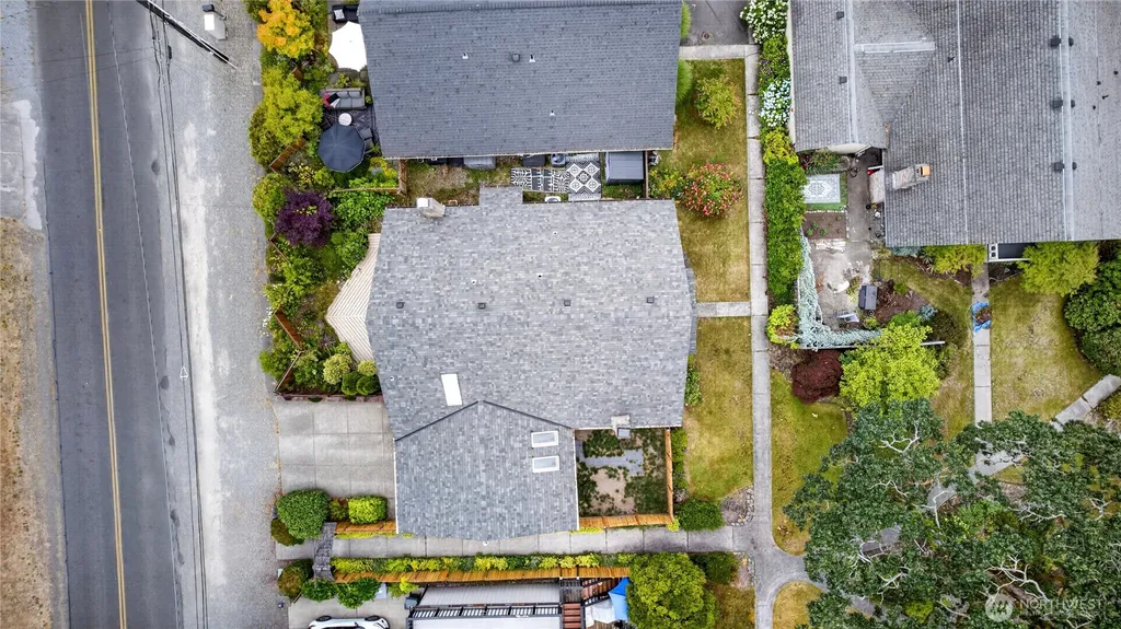 6502 Avondale Road SW Lakewood WA 98499