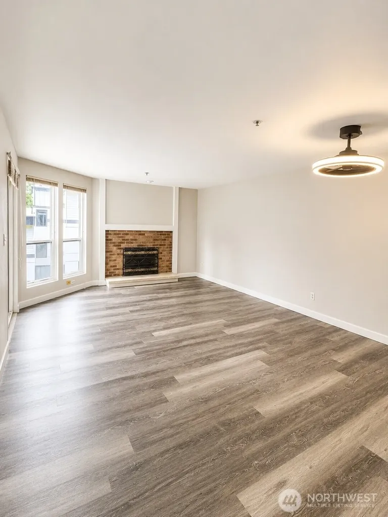 15209 Sunwood Boulevard Tukwila WA 98188