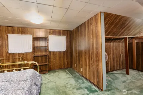 1424 S 45th Street Tacoma WA 98418