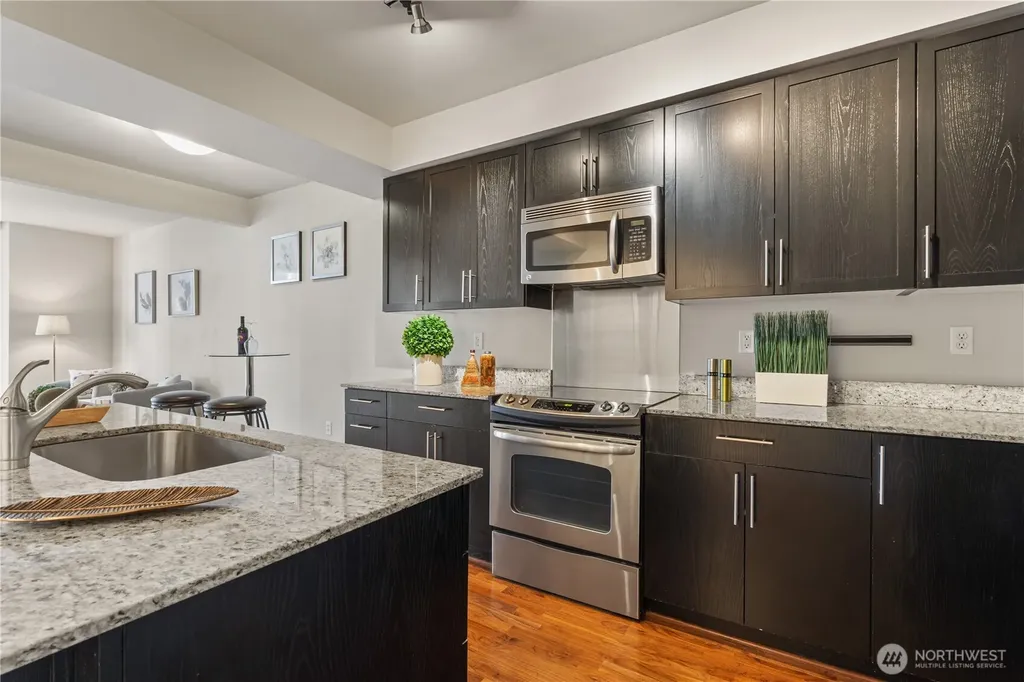 699 John Street Seattle WA 98109