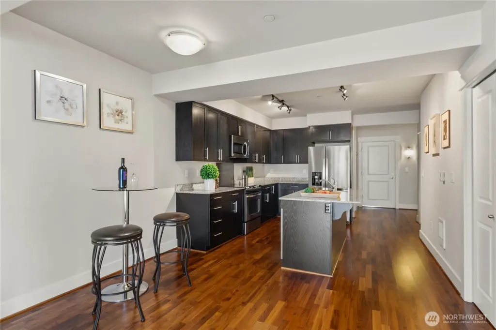 699 John Street Seattle WA 98109