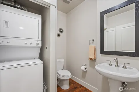 699 John Street Seattle WA 98109