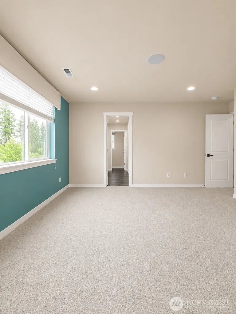 3827 192nd Pl SE Bothell WA 98012