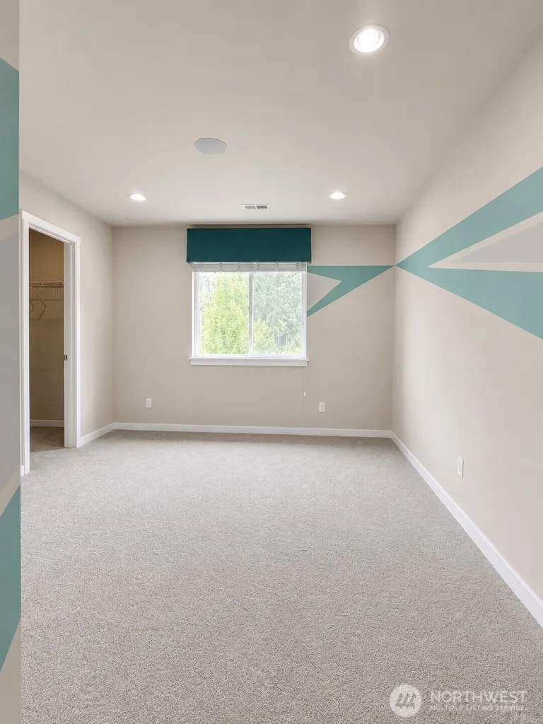 3827 192nd Pl SE Bothell WA 98012