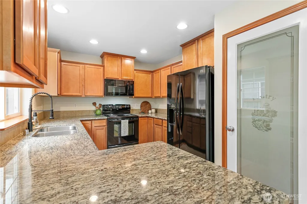 9926 2nd Place NE Lake Stevens WA 98258