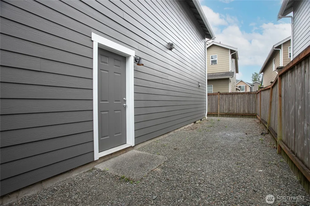 9926 2nd Place NE Lake Stevens WA 98258