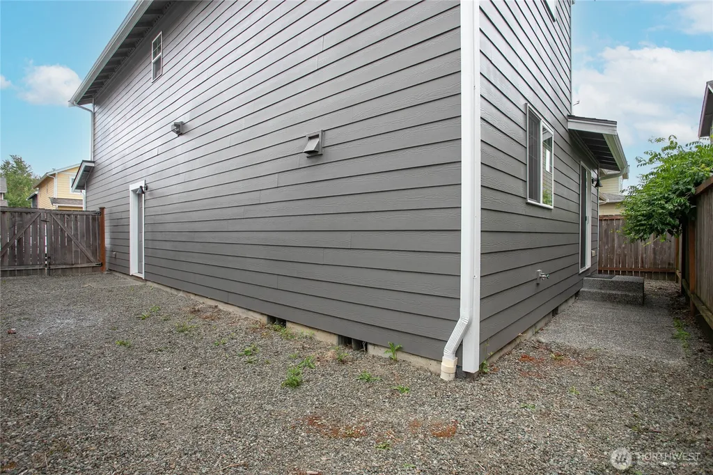 9926 2nd Place NE Lake Stevens WA 98258