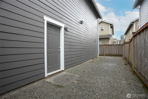 9926 2nd Place NE Lake Stevens WA 98258
