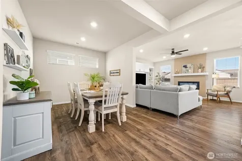 10541 185th Street Ct E Puyallup WA 98374