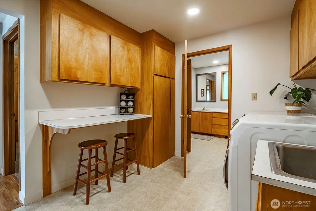 1202 Telegraph Road Bellingham WA 98226