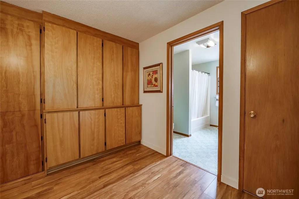 1202 Telegraph Road Bellingham WA 98226