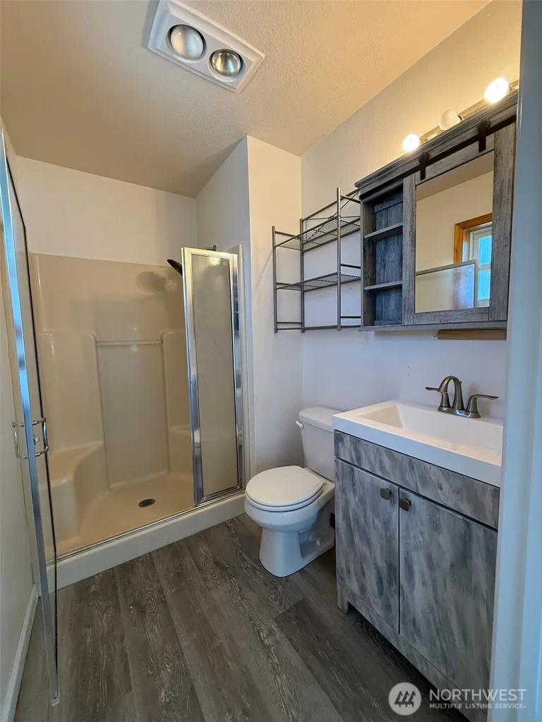 424 SW 3rd Street College Place WA 99324