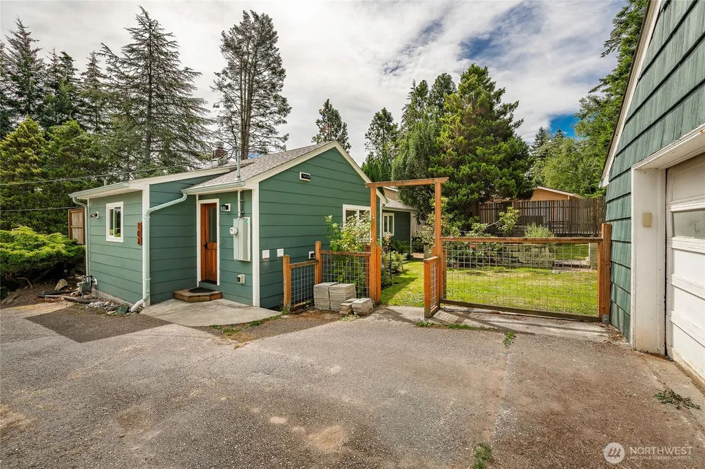 203 N 34th Street Bellingham WA 98225