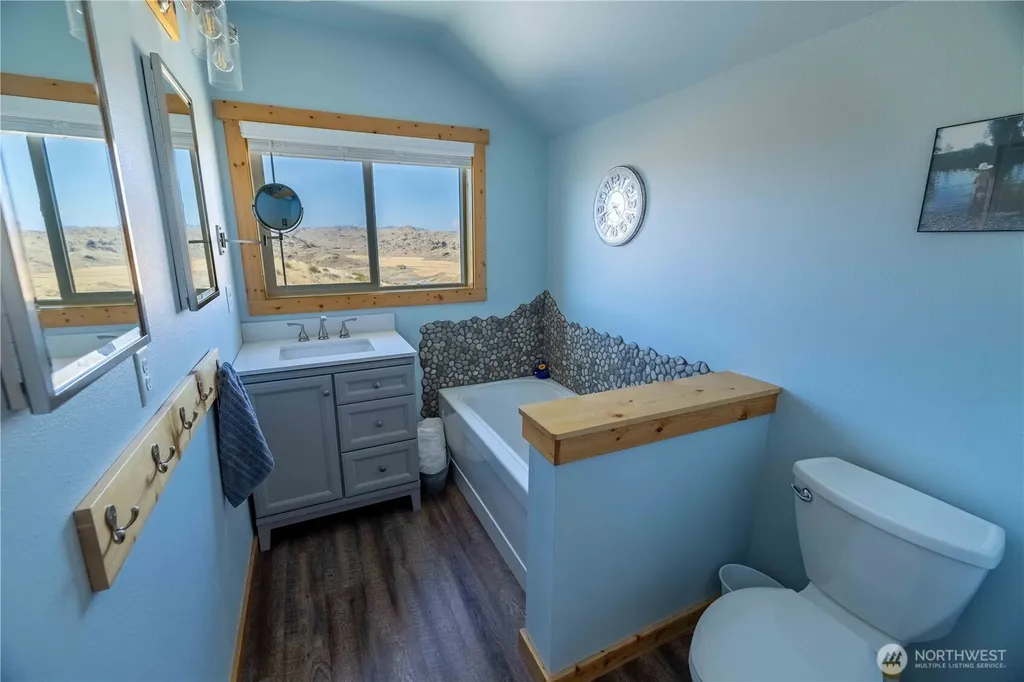 66 Sugrloaf Road Brewster WA 98812