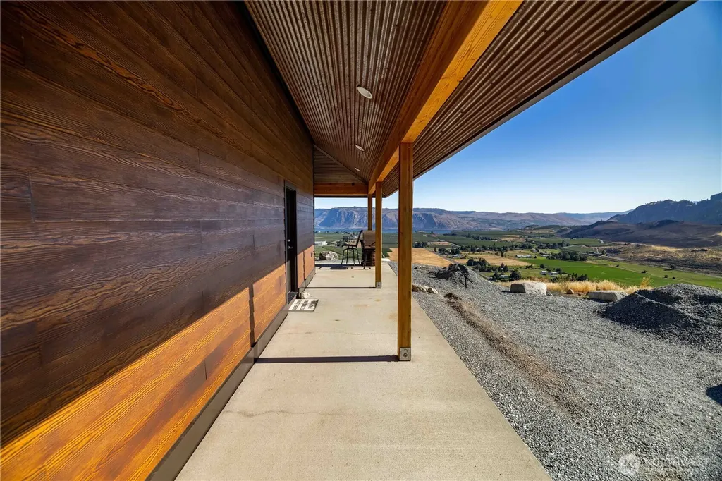 66 Sugrloaf Road Brewster WA 98812