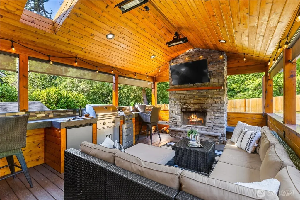 13225 59th Avenue W Edmonds WA 98026