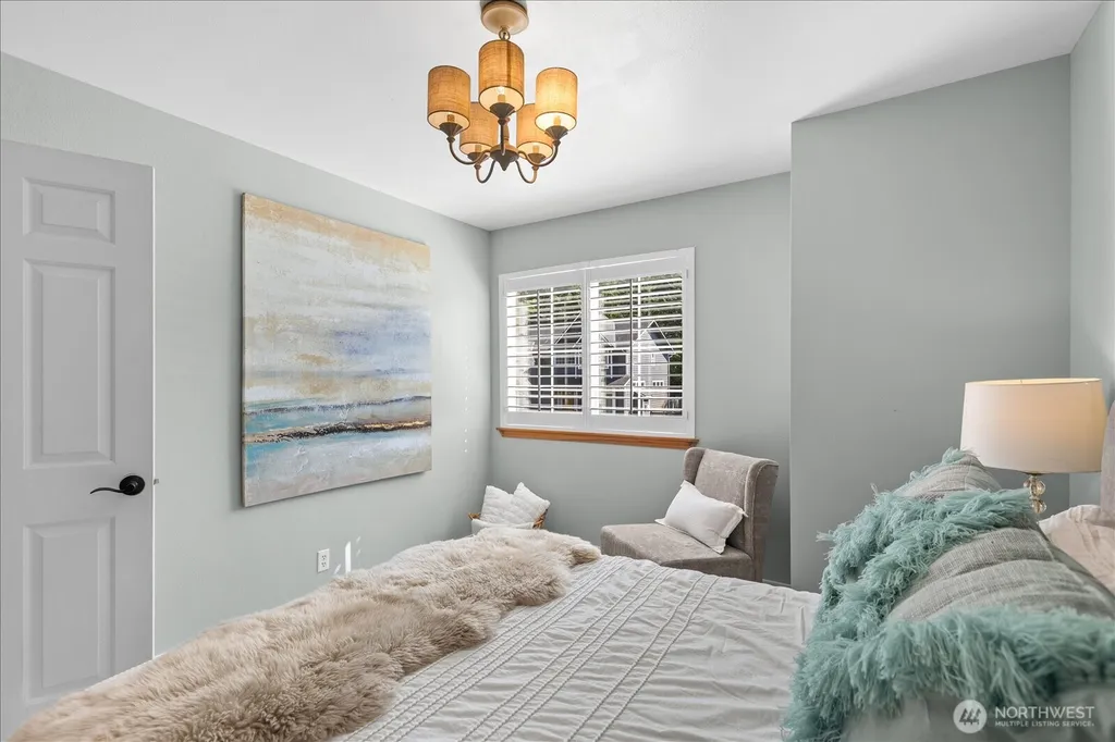 13225 59th Avenue W Edmonds WA 98026