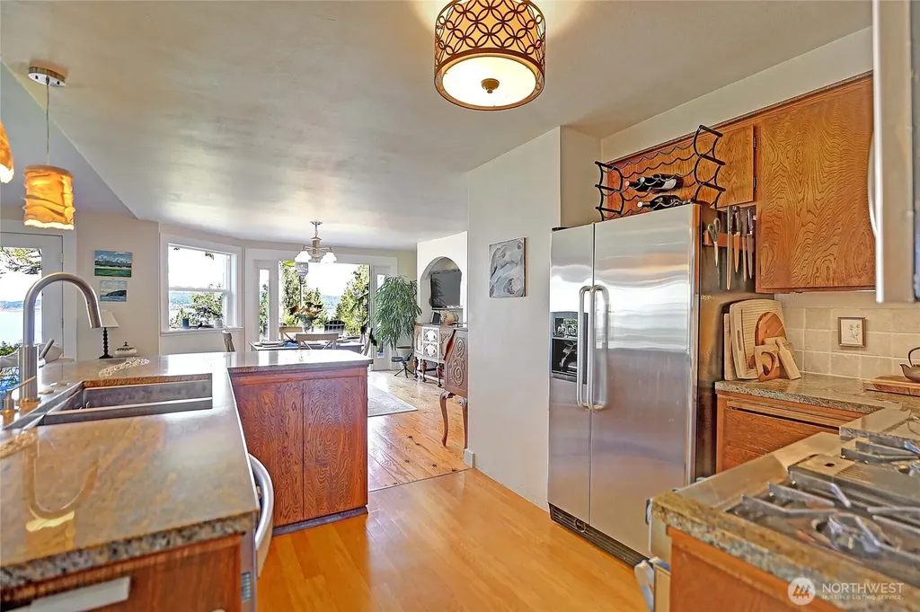 610 Maple Heights Road Camano Island WA 98282