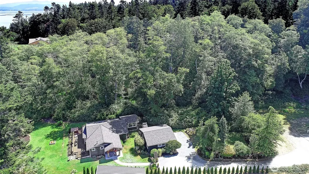 610 Maple Heights Road Camano Island WA 98282
