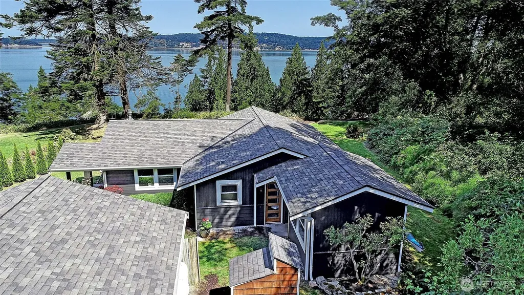 610 Maple Heights Road Camano Island WA 98282