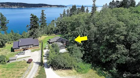 610 Maple Heights Road Camano Island WA 98282