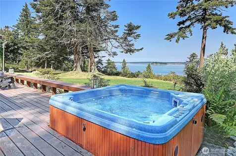 610 Maple Heights Road Camano Island WA 98282