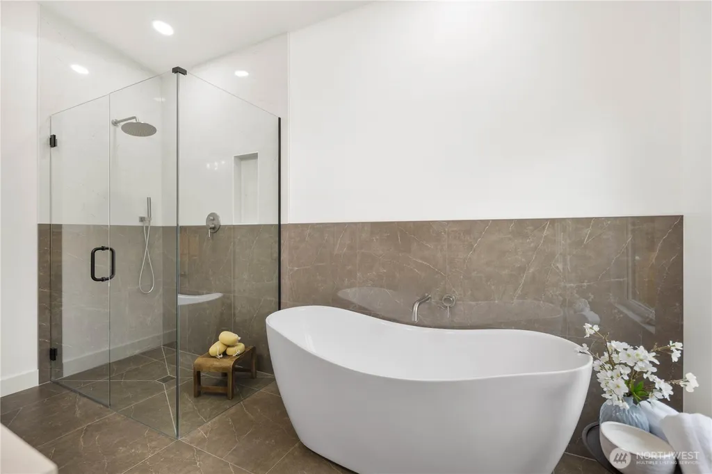 197 Milton Way Milton WA 98354