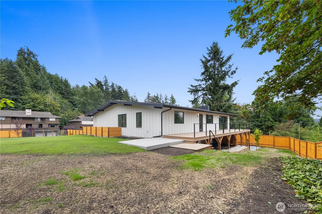 197 Milton Way Milton WA 98354