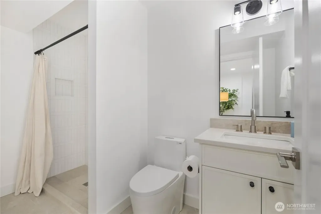 197 Milton Way Milton WA 98354