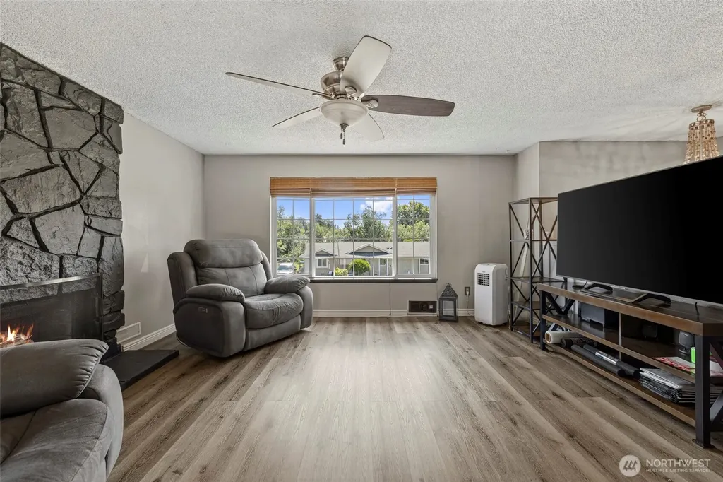 6423 61st Street NE Marysville WA 98270