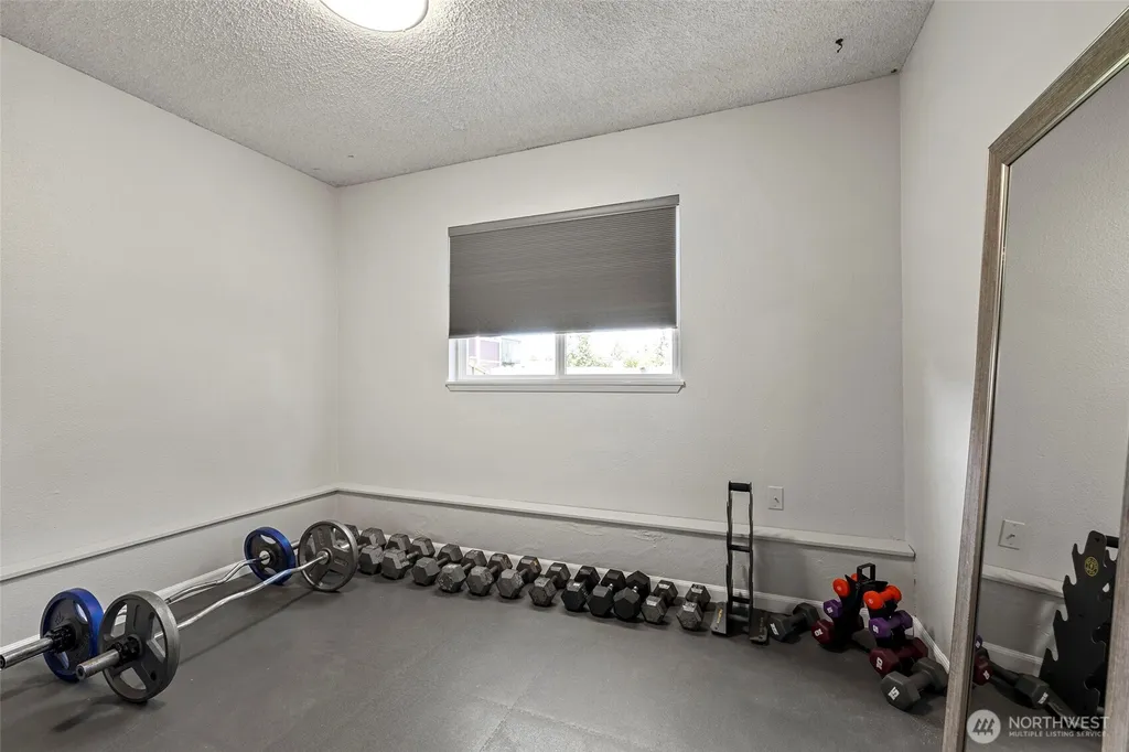 6423 61st Street NE Marysville WA 98270