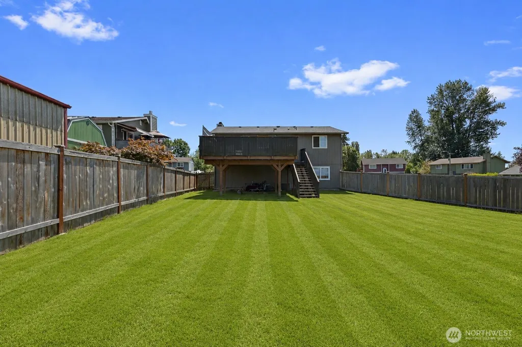 6423 61st Street NE Marysville WA 98270