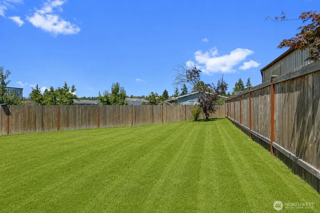 6423 61st Street NE Marysville WA 98270