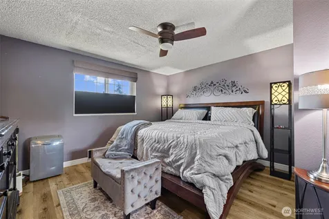 6423 61st Street NE Marysville WA 98270