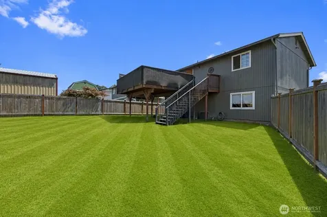 6423 61st Street NE Marysville WA 98270