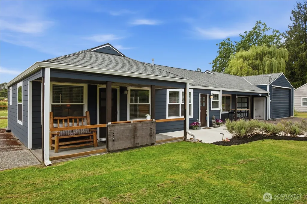 406 1st Avenue E Pacific WA 98047