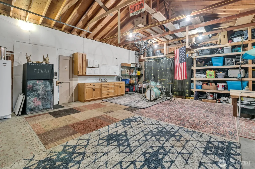 406 1st Avenue E Pacific WA 98047