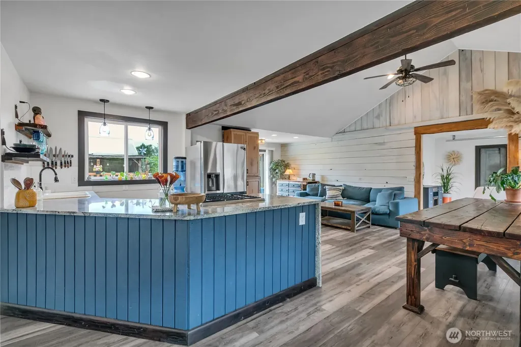 406 1st Avenue E Pacific WA 98047