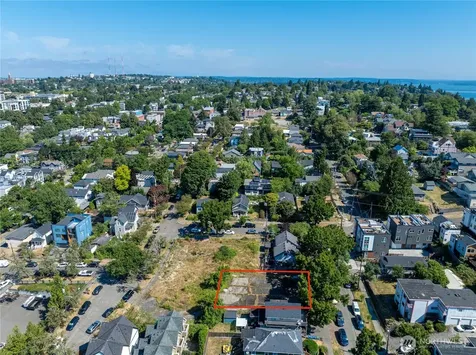 811 29th Avenue S Seattle WA 98122
