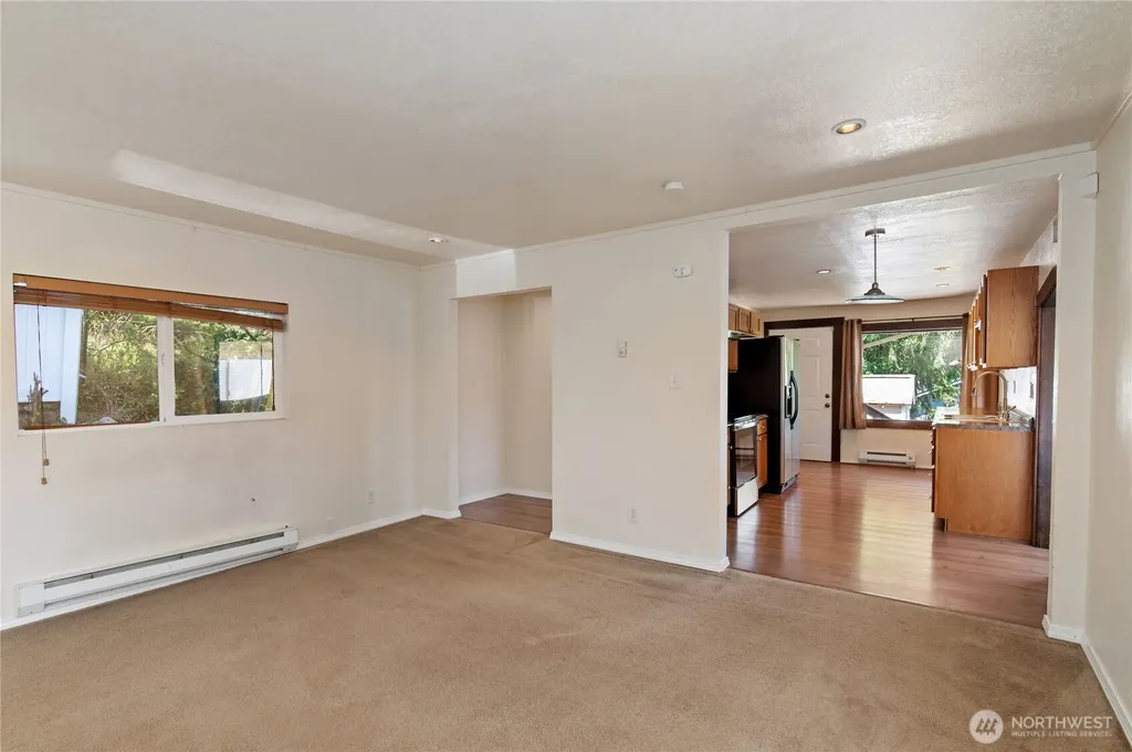 1906 14th Street Bremerton WA 98337