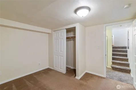 1906 14th Street Bremerton WA 98337