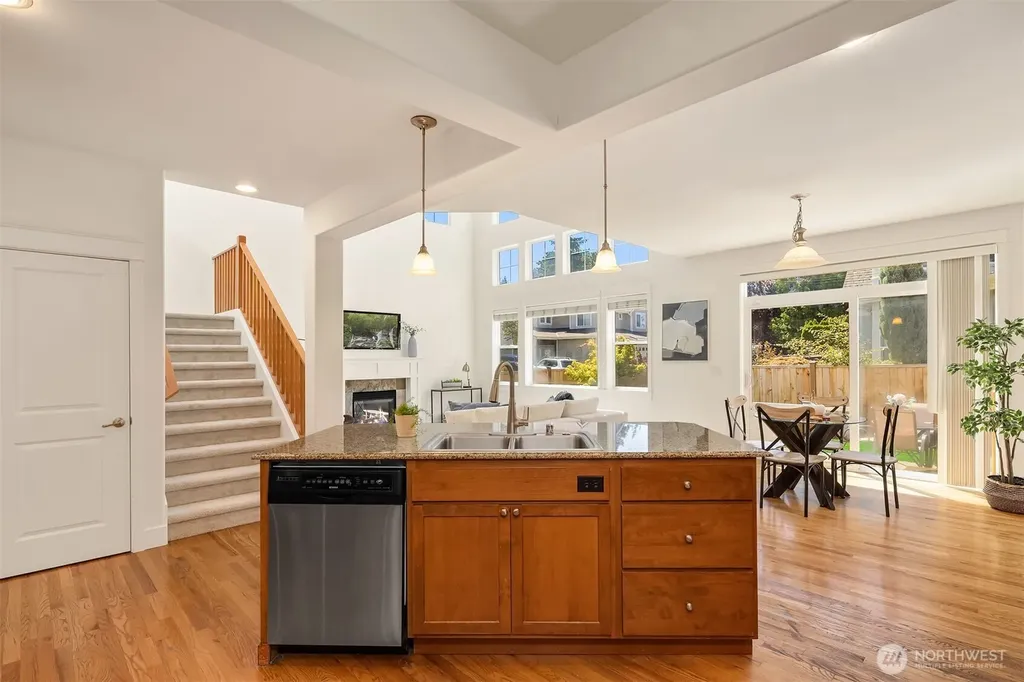 1315 Redmond Place NE Renton WA 98056