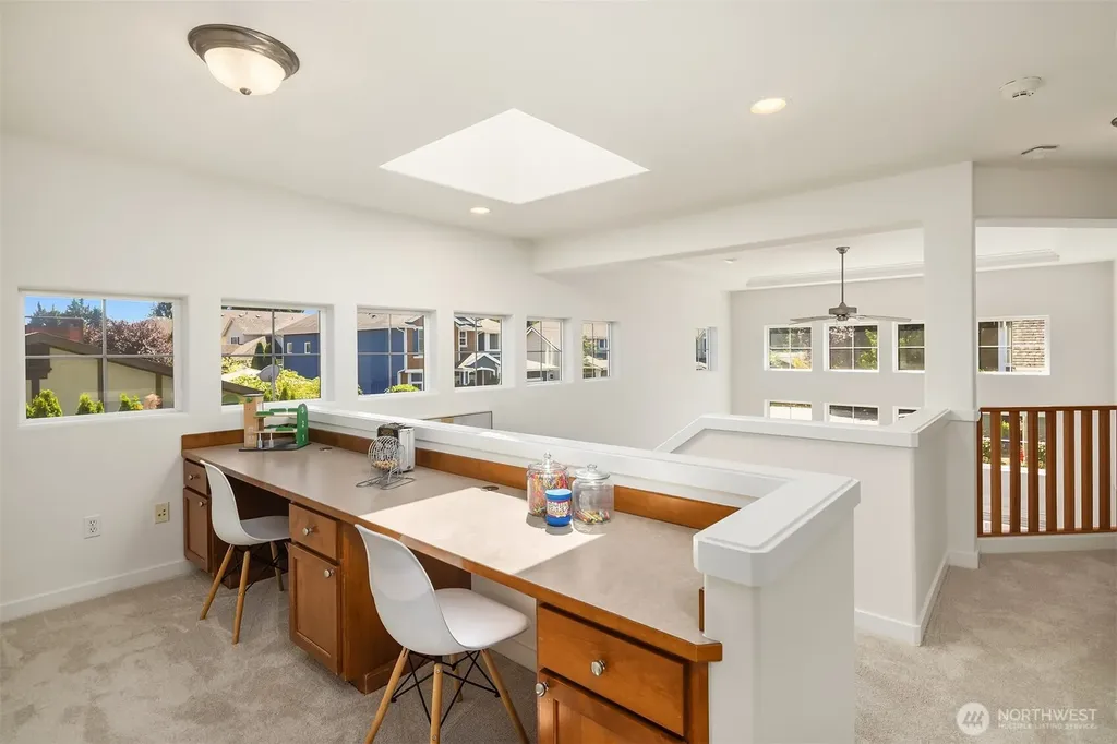 1315 Redmond Place NE Renton WA 98056