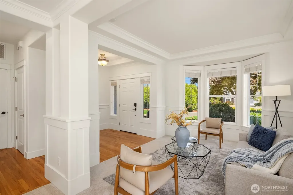 1315 Redmond Place NE Renton WA 98056