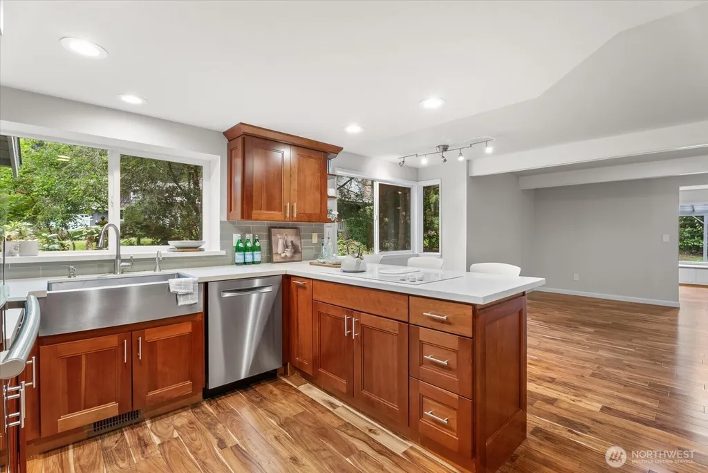 510 239th Avenue NE Sammamish WA 98074